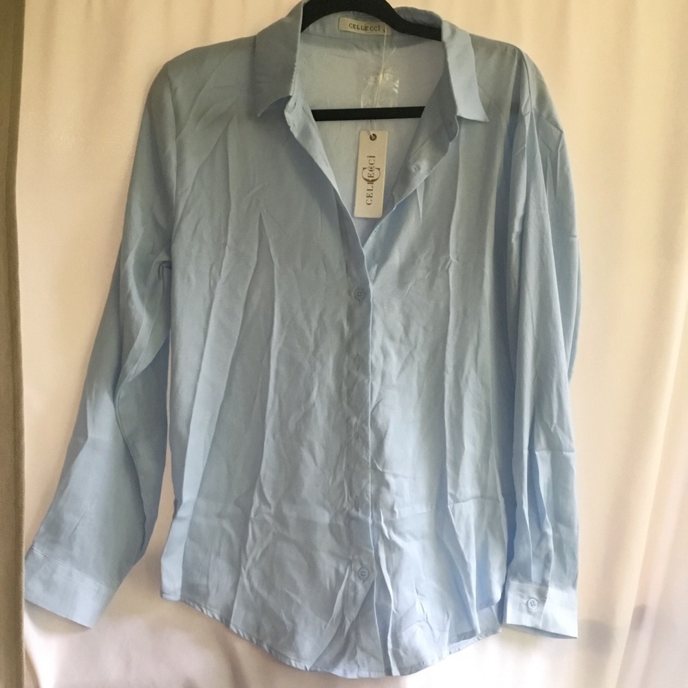 Cellecci Pale Blue Women’s Long-Sleeve Dress Shirt